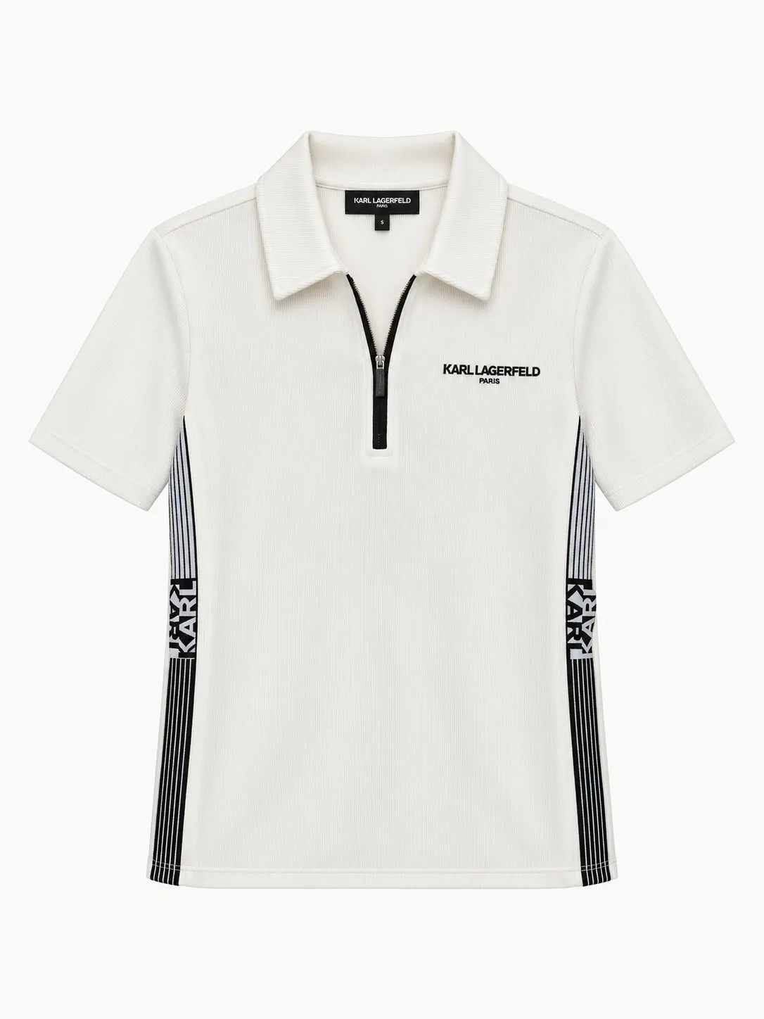 Polo Karl Lagerfeld blanco, vista frontal de la prenda sola con cremallera negra hasta el pecho, logo bordado y franjas laterales a rayas