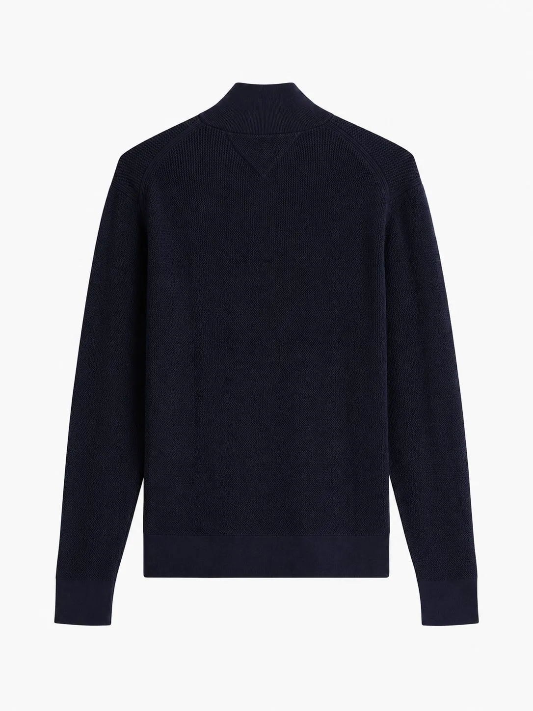 Buzo Tommy Hilfiger azul marino, vista de espalda de la prenda sola, con el punto texturizado en los hombros y las mangas